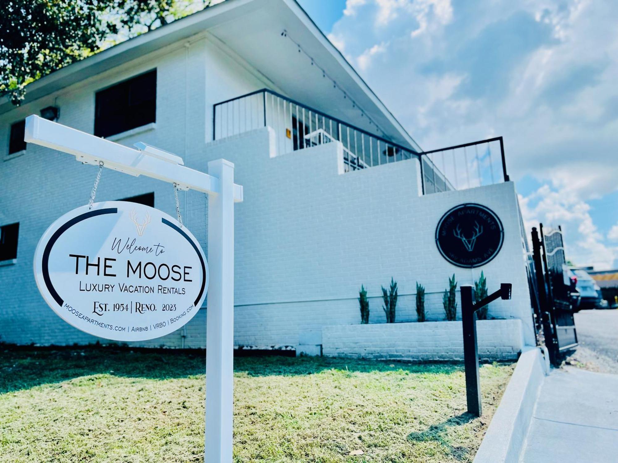The Moose #9 - Brand New Luxe Modern Loft With Free Parking, King Bed & Fast Wifi * Memphis