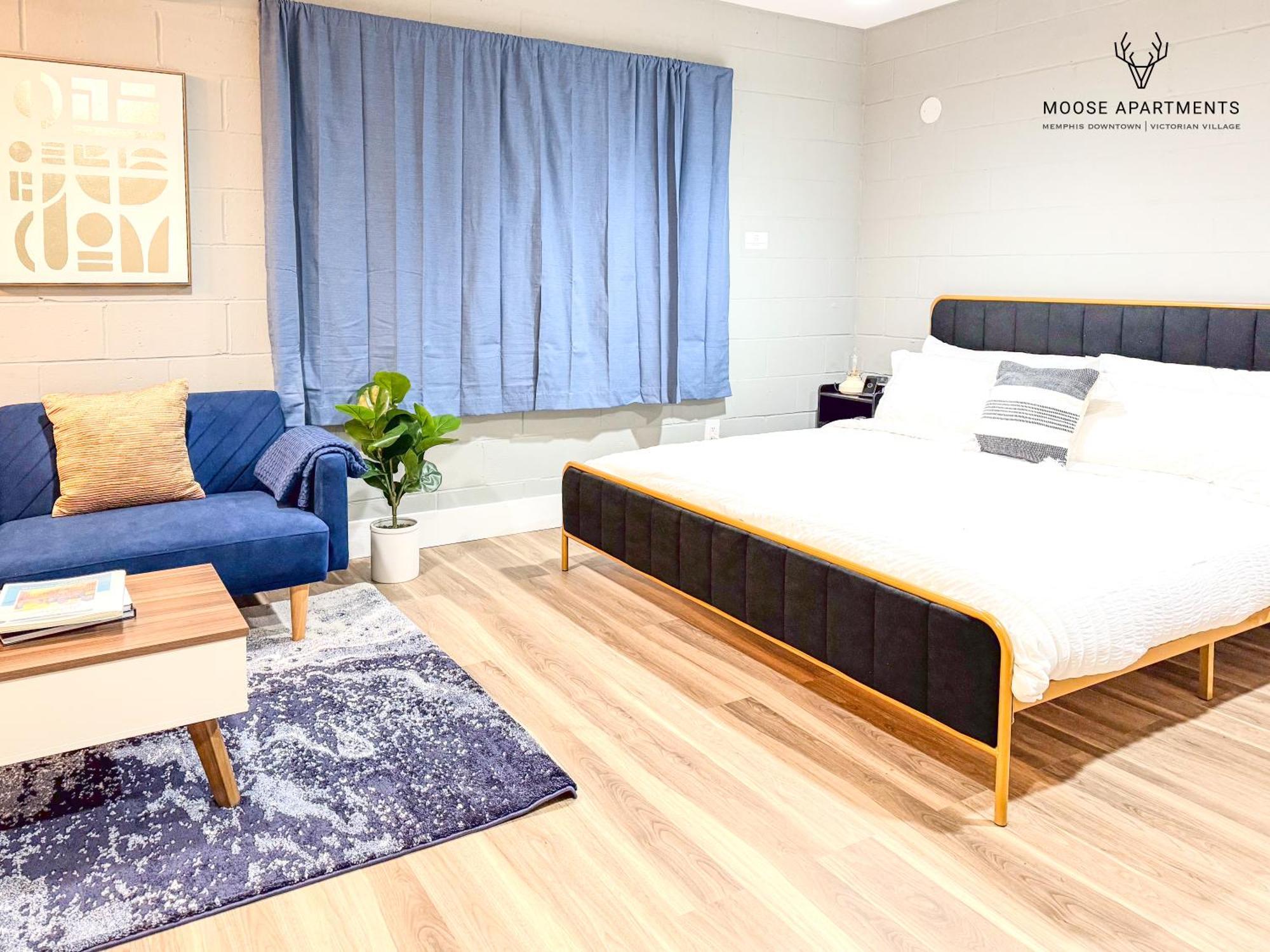 Apartment The Moose #9 - Brand New Luxe Modern Loft With Free Parking, King Bed & Fast Wifi *